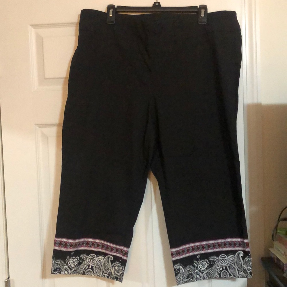 Avenue capris